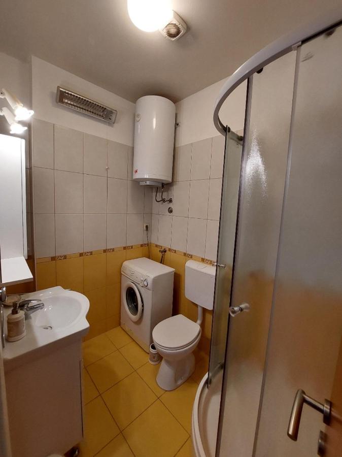 Apartments Maris Vranjic Exterior foto